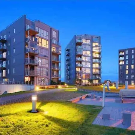 Panoramic Seaview Near Centrum Apartment *